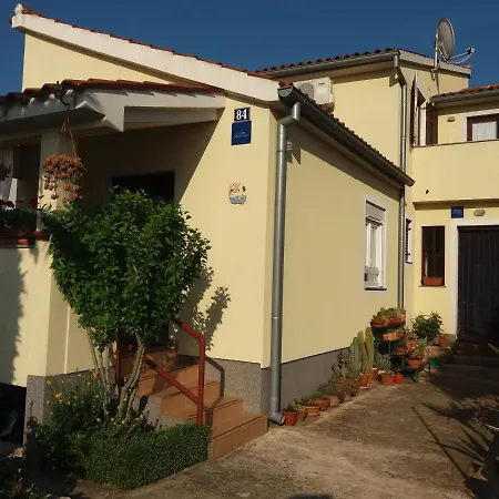 Apartman Luka Fazana Exterior photo